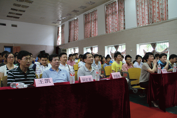 副校长罗国湘出席我校数学建模协会成立大会 副校长罗国湘出席我校数学建模协会成立大会